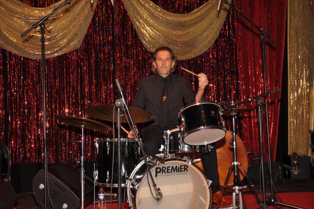 min 2010 11 13 fous swing 283